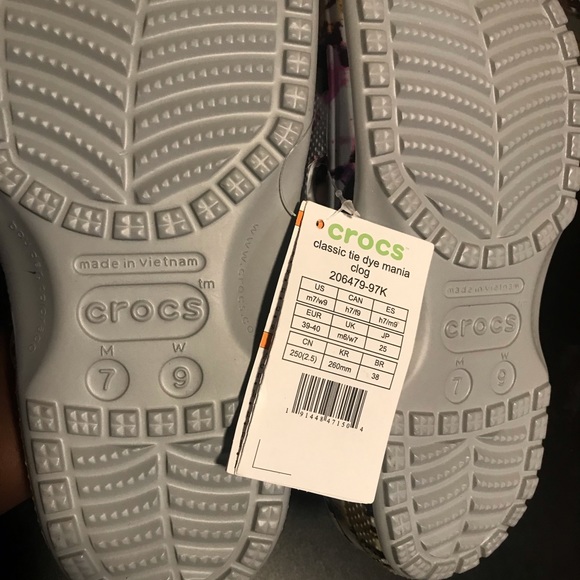 Crocs - Picture 3 of 6